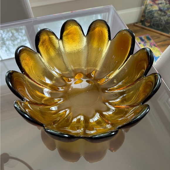 Lotus Bowl - Picture 2 of 3